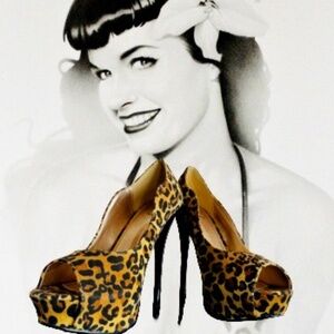 BETTIE PAGE PIN-UP STLE PLATFORM STILETTOS WITH PEEP TOE